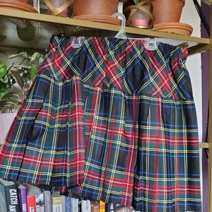 Plaid mini skirt